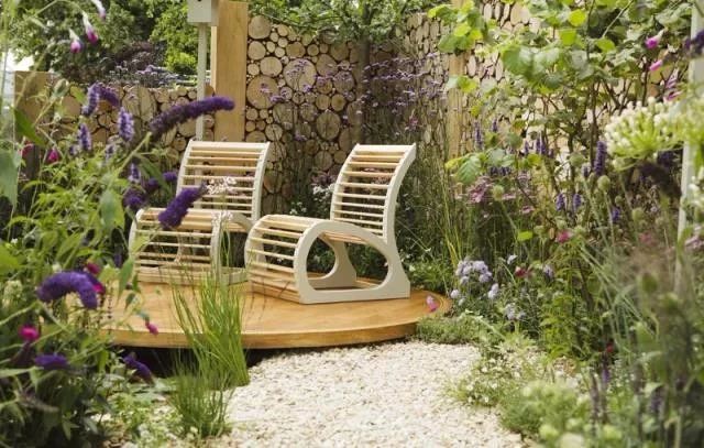 野性里透著自然的花園設(shè)計(jì)，太有魅力了~